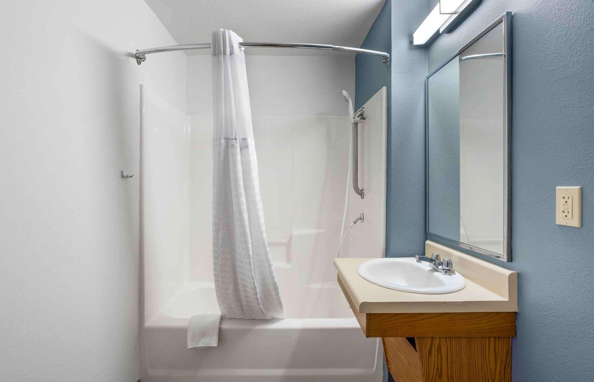 Extended Stay America Suites - New Orleans - Airport - I-10 Кенер Екстериор снимка