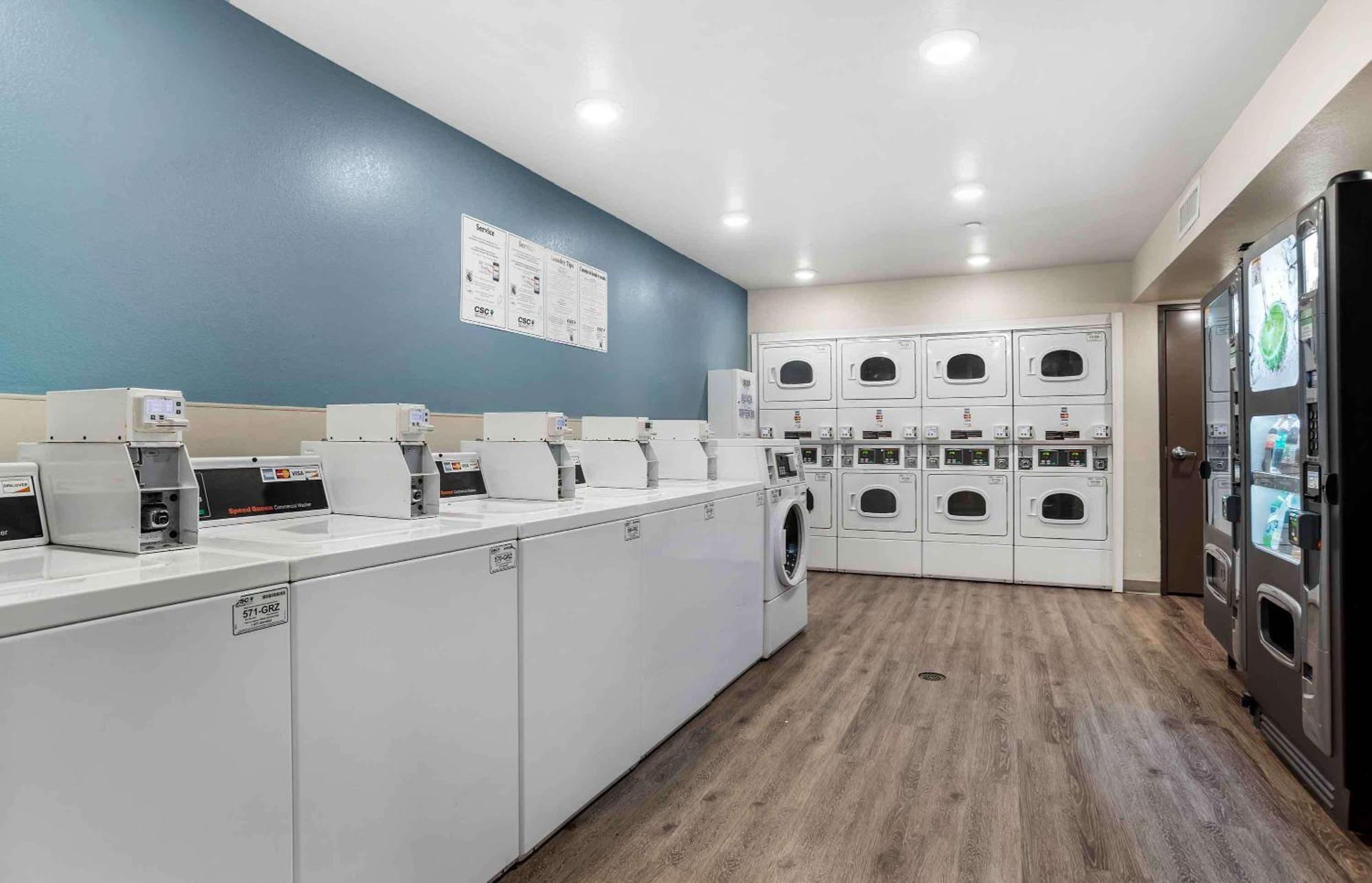 Extended Stay America Suites - New Orleans - Airport - I-10 Кенер Екстериор снимка