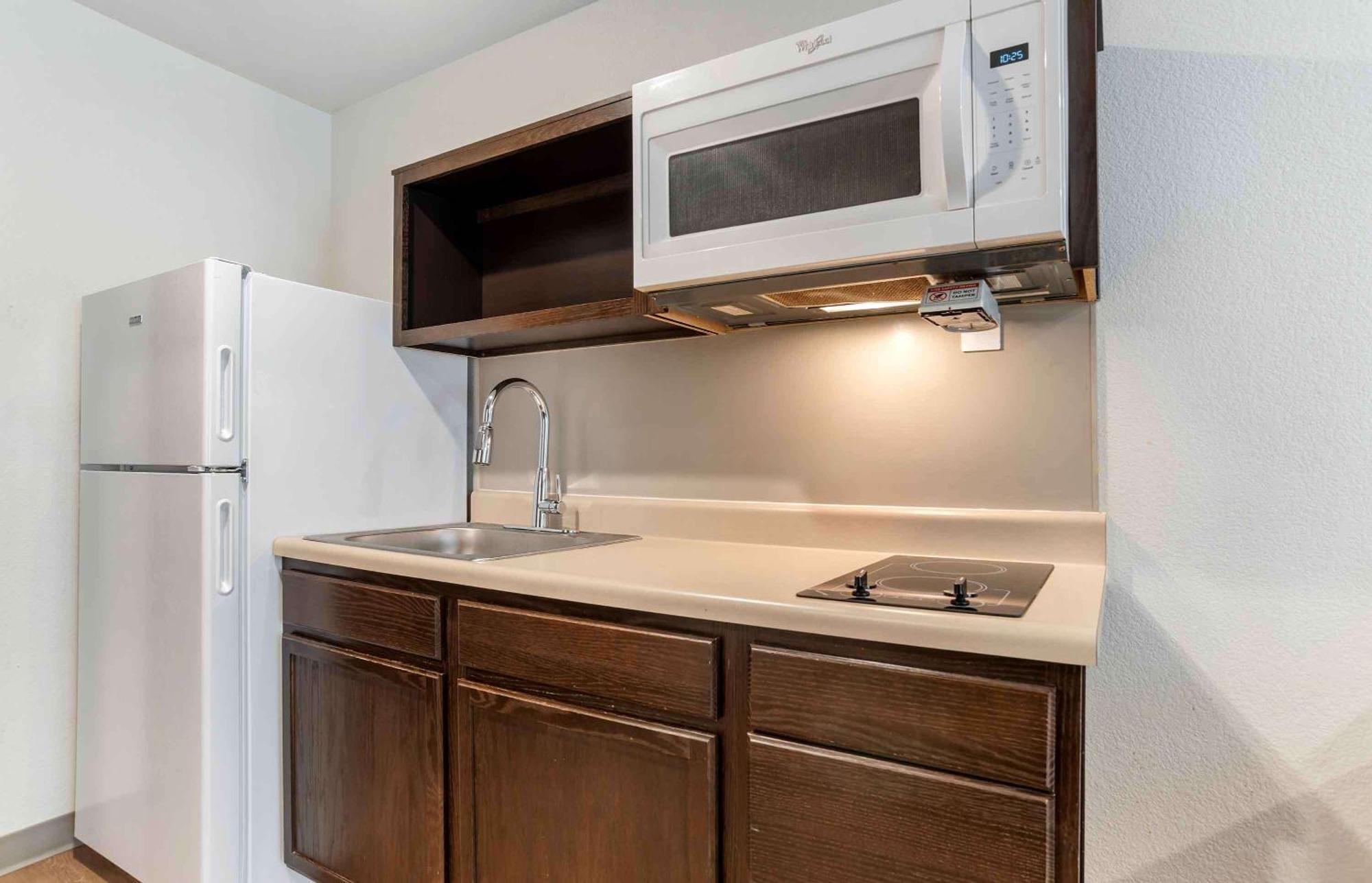 Extended Stay America Suites - New Orleans - Airport - I-10 Кенер Екстериор снимка