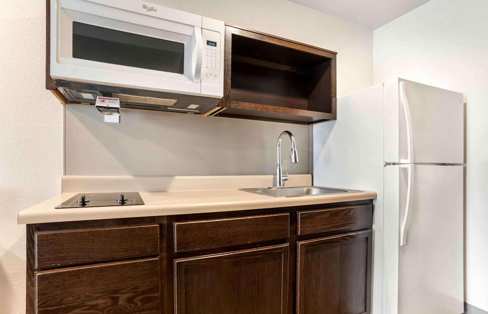 Extended Stay America Suites - New Orleans - Airport - I-10 Кенер Екстериор снимка